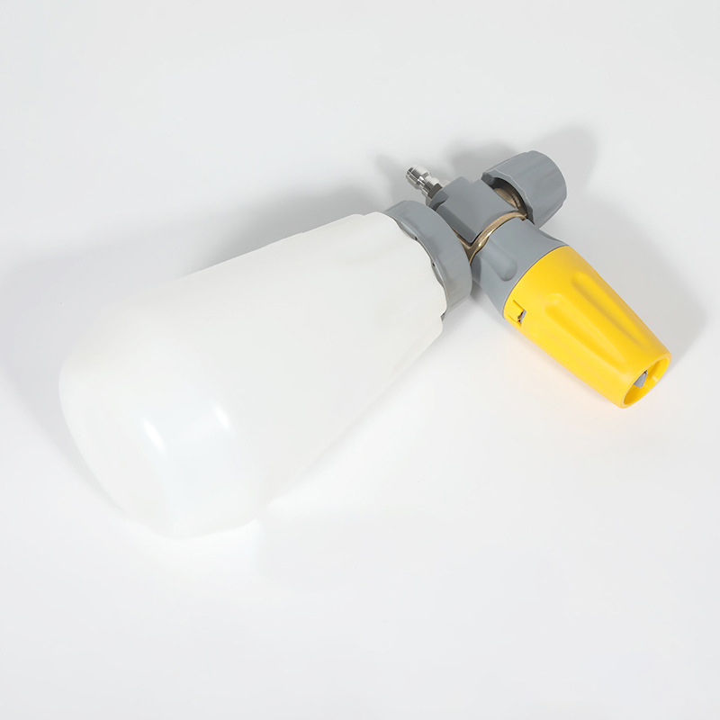 Автомобильное умывалочное платье с высоким давлением.